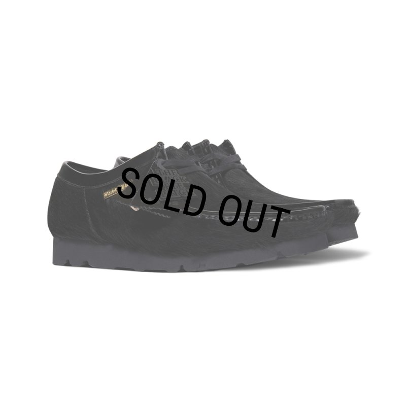 BlackEyePatch/Clarks Wallabee Black Hair On BlackEyePatch atmos