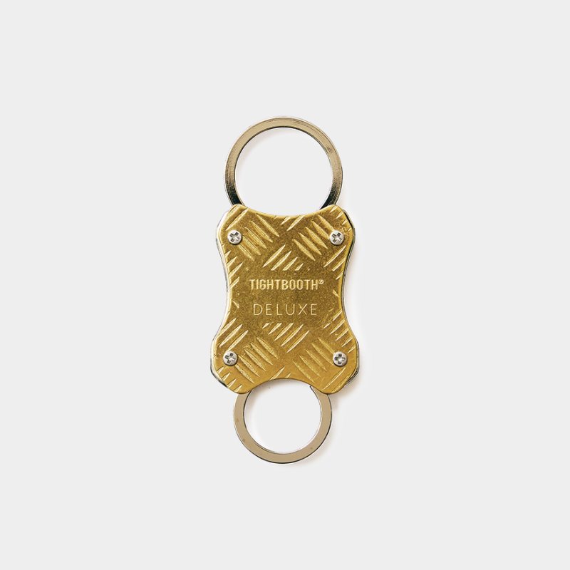 画像1: TIGHTBOOTH/CHECKER PLATE CARABINER（TIGHTBOOTH x DELUXE）（Brass）［チェッカープレートカラビナ-25冬］