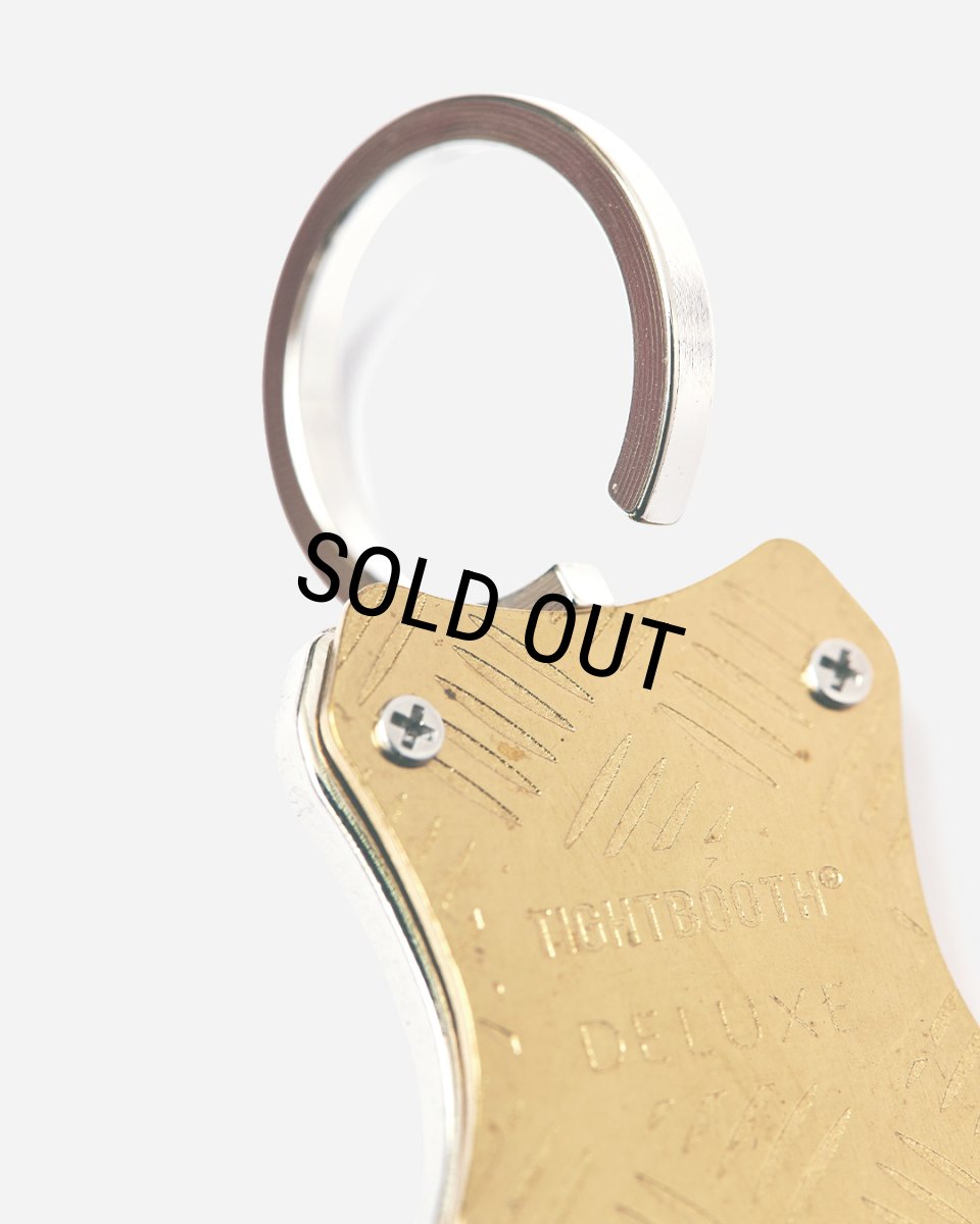 画像4: 【30%OFF】TIGHTBOOTH/CHECKER PLATE CARABINER（×DELUXE）（Brass）［チェッカープレートカラビナ-25冬］ (4)