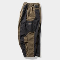 画像3: TIGHTBOOTH/NYLON PANEL FLEECE BALLOON PANTS（×紅桜）（Olive）［ナイロンパネルフリースバルーンパンツ-25冬］ (3)