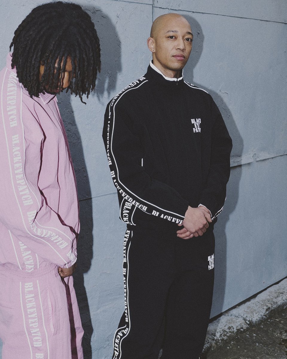 画像6: BlackEyePatch/REFLECTIVE STENCIL LOGO TRACK PANTS（BLACK） (6)