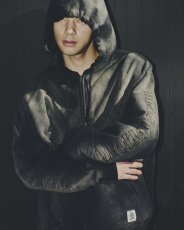 画像3: BlackEyePatch/STENCIL LOGO EMBROIDERED FADED HOODIE（BLACK） (3)