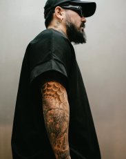 画像7: ANTIDOTE BUYERS CLUB/ASIC Heavy Weight Oversized Cutoff Tee（Pure Black） (7)