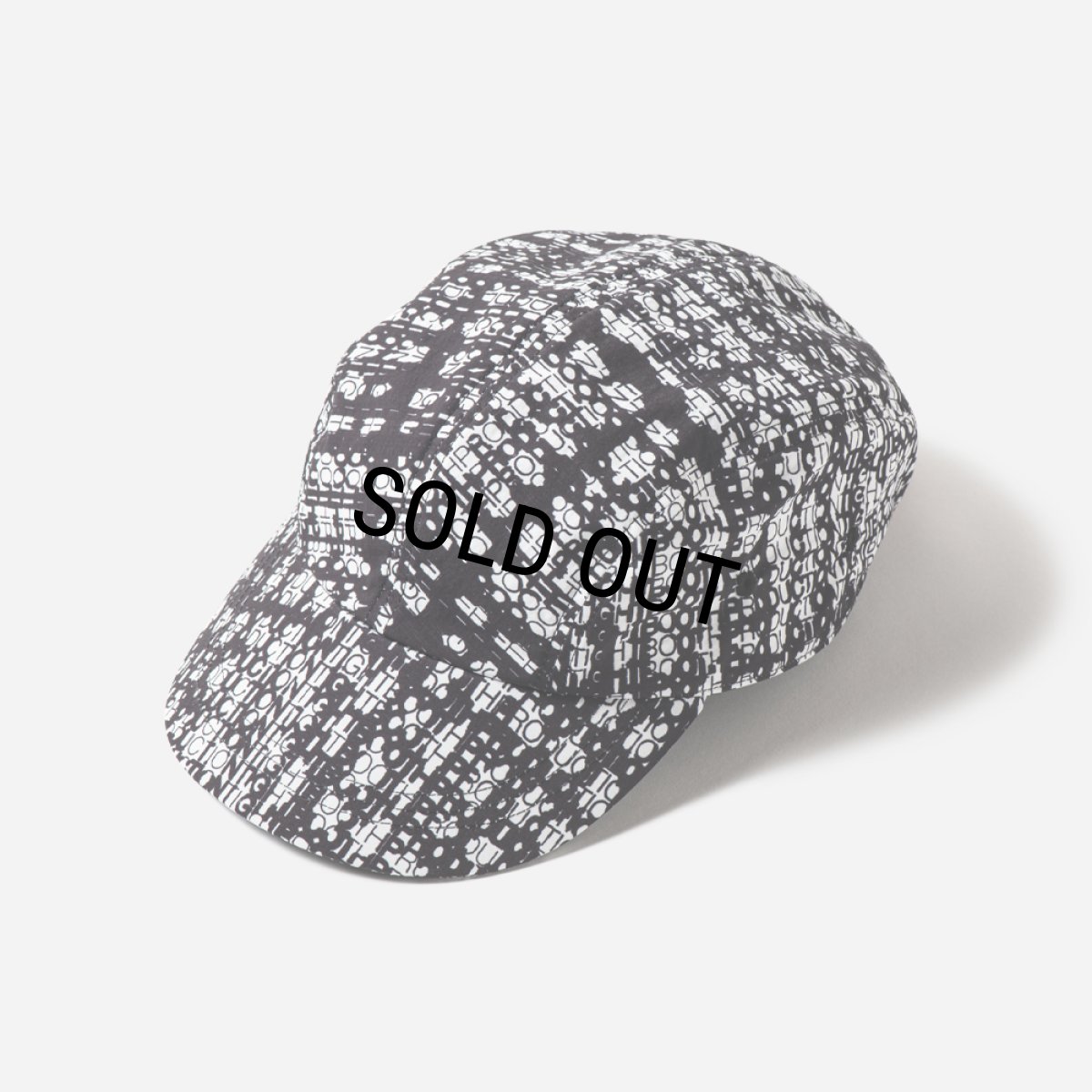 画像1: 【30%OFF】TIGHTBOOTH/BLEEDING LOGO CAMP CAP（Black）［ブリーディングロゴキャンプキャップ-26春夏］ (1)