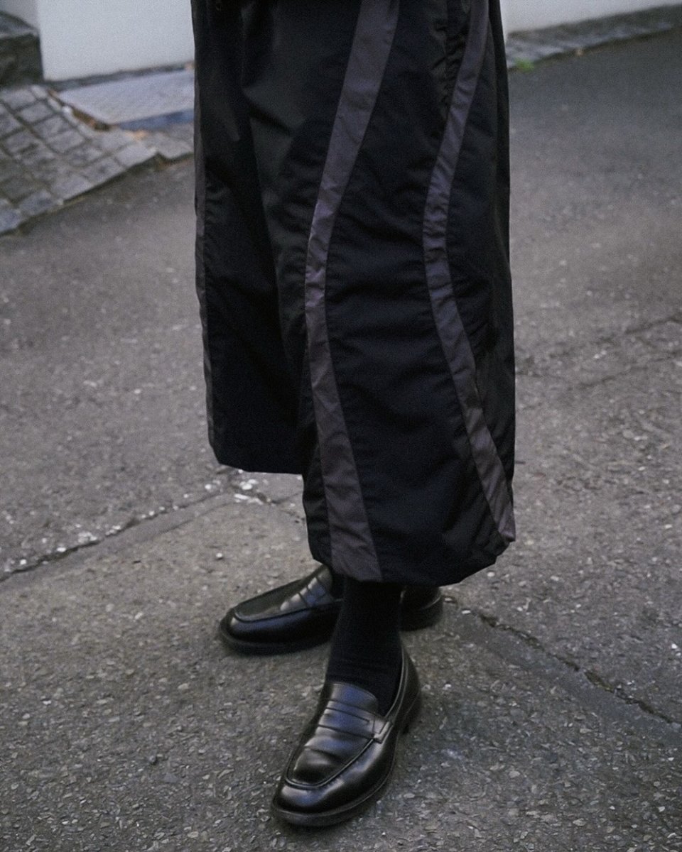 画像6: COOTIE PRODUCTIONS/Nylon Paneling Shin Cut Wide Track Pants（Navy）［シンカットワイドトラックパンツ-26春夏］ (6)