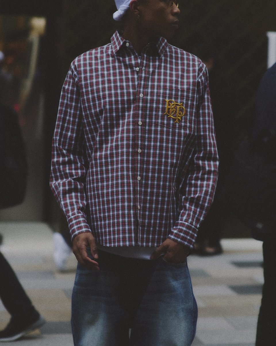 画像3: BlackEyePatch/ROYAL EMBLEM EMBROIDERED L/S SHIRT（RED） (3)