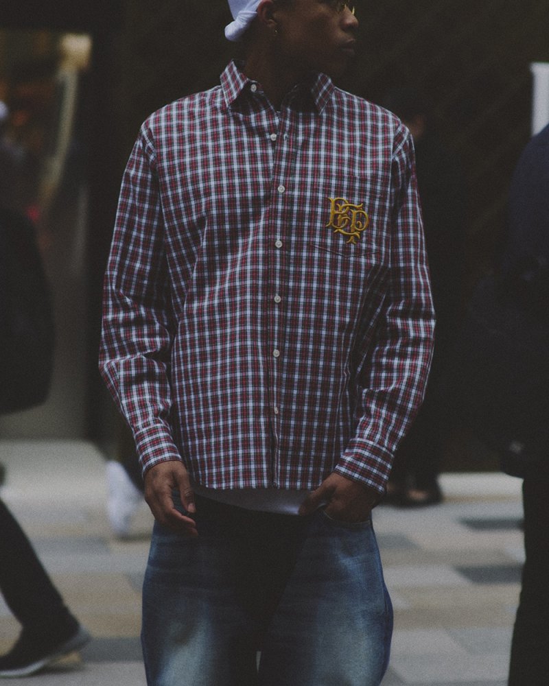 画像3: BlackEyePatch/ROYAL EMBLEM EMBROIDERED L/S SHIRT（RED）