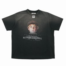 画像1: DAIRIKU/BUTTON EYE DOLL Sunburn H-S Tag Tee（Sunburn Black）［プリントT-26春夏］ (1)