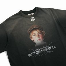 画像2: DAIRIKU/BUTTON EYE DOLL Sunburn H-S Tag Tee（Sunburn Black）［プリントT-26春夏］ (2)