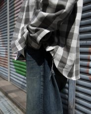 画像3: CALEE/VINTAGE TYPE BLOCK CHECK SH（BLACK/WHITE）［ブロックチェックシャツ-26春夏］ (3)