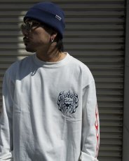 画像4: CALEE/VINTAGE TYPE FLAME LOGO PINSTRIPING L/ S TEE ＜NATURALLY PAINT DESIGN＞（WHITE）［プリント長袖T-26春夏］ (4)
