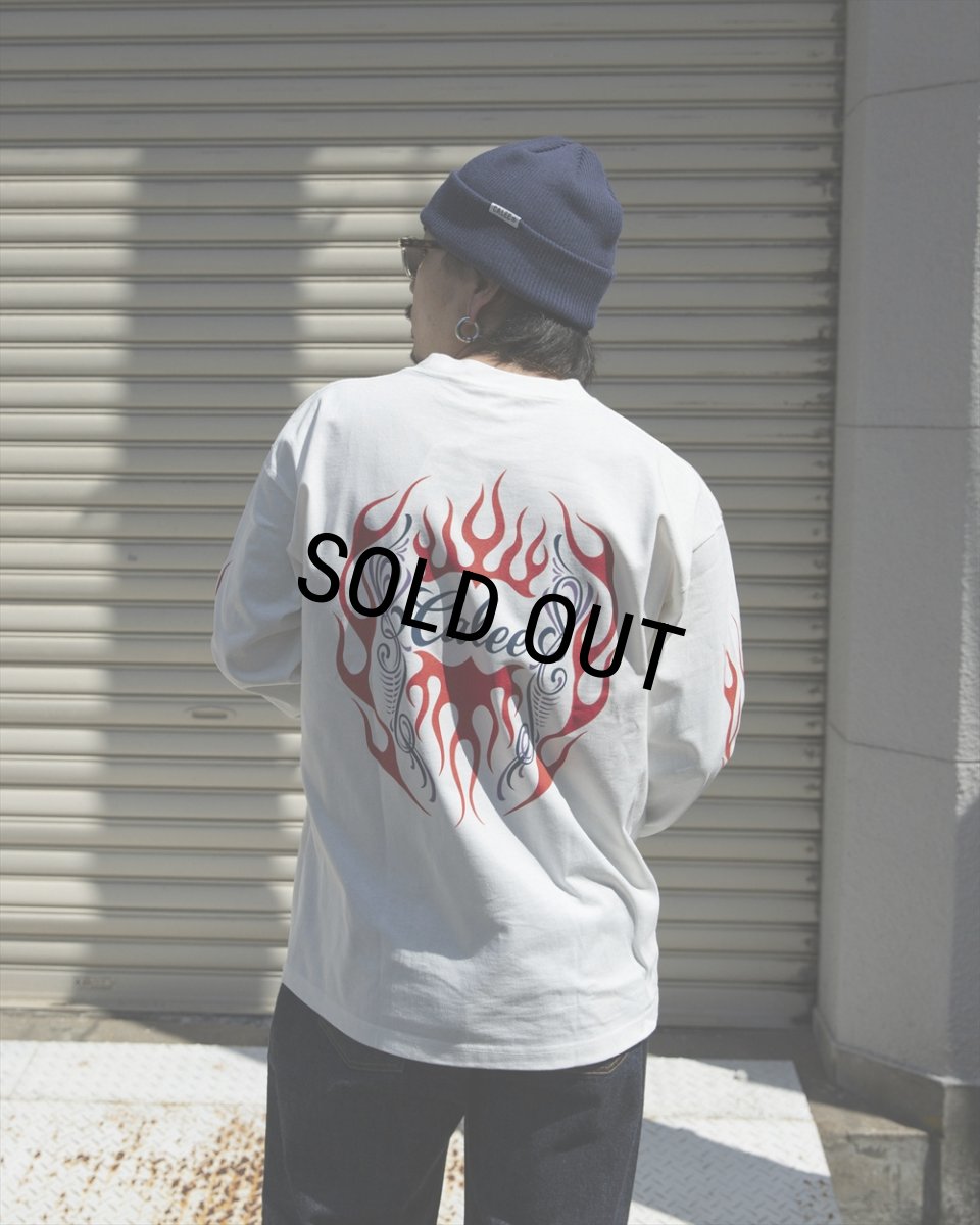 画像5: CALEE/VINTAGE TYPE FLAME LOGO PINSTRIPING L/ S TEE ＜NATURALLY PAINT DESIGN＞（WHITE）［プリント長袖T-26春夏］ (5)