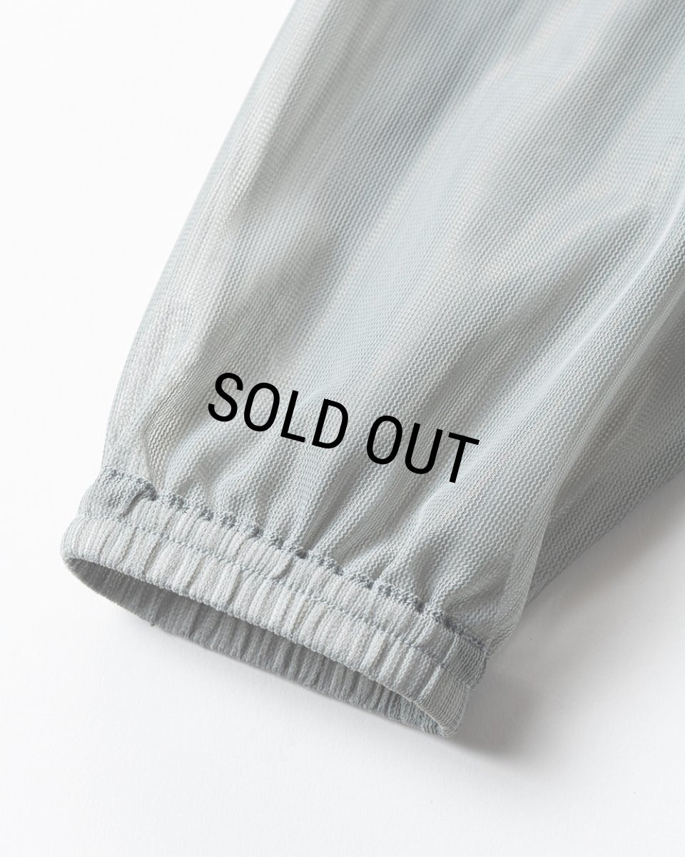 画像7: TIGHTBOOTH/LABEL LOGO SHEER PARKA（Gray）［ラベルロゴシアーパーカー-26春夏］ (7)