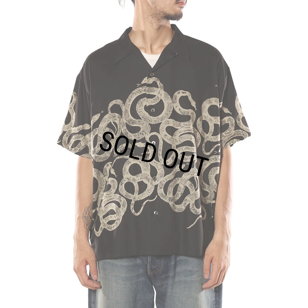 画像7: CALEE/SNAKE PATTERN PANEL S/S SH（BLACK）［スネークパターンシャツ-26春夏］ (7)