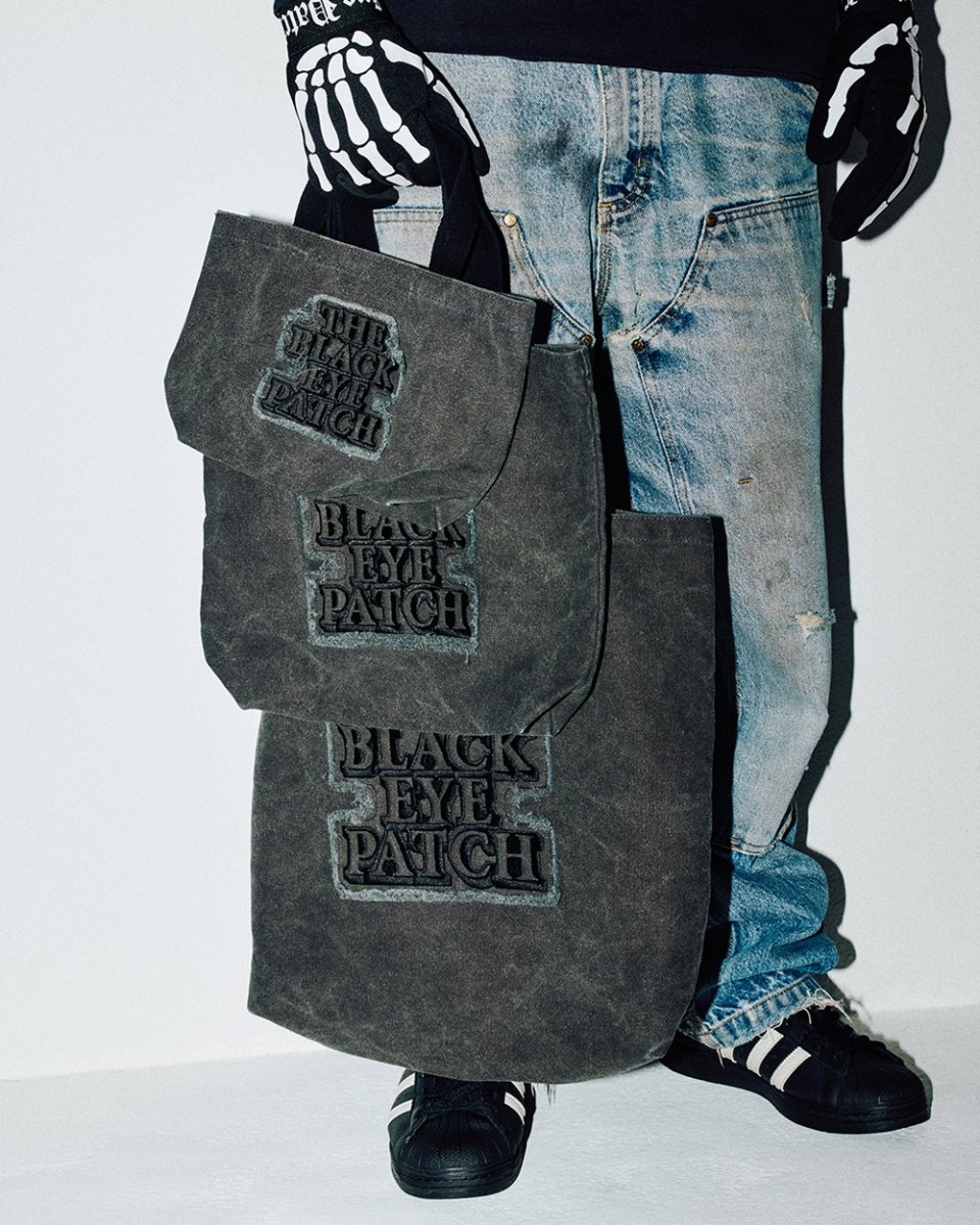 画像3: BlackEyePatch/OG LABEL APPLIQUE SMALL TOTE（BLACK） (3)