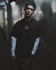 画像3: BlackEyePatch/CHRONO CROWN LOGO TEE（CHARCOAL） (3)