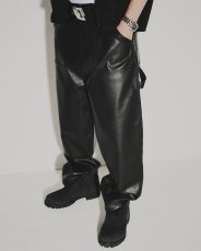 画像3: BlackEyePatch/FAUX LEATHER EXTRA BAGGY DOUBLE KNEE PANTS（BLACK） (3)