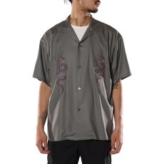 画像2: CALEE/EMBROIDERY SNAKE S/S SH ＜MIHO MURAKAMI DESIGN＞（Lt.BLUE）［スネーク刺繍シャツ-26春夏］ (2)