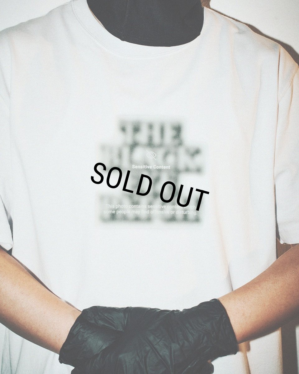 画像3: BlackEyePatch/SENSITIVE CONTENT OG LABEL TEE（WHITE） (3)