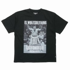 画像1: BUENA VISTA/El wolf solitario tee uno（×千代の富士）（BLACK）［プリントT-26春夏］ (1)