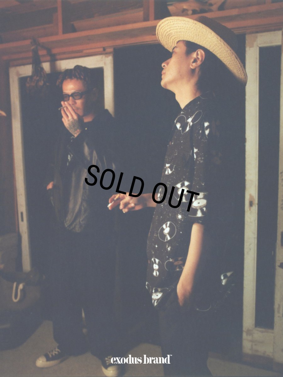 画像3: exodus brand/SPACE VINYL RECORD HAWAIIAN SHIRT（BLACK）［スペースビニールレコードハワイアンシャツ-26春夏］ (3)