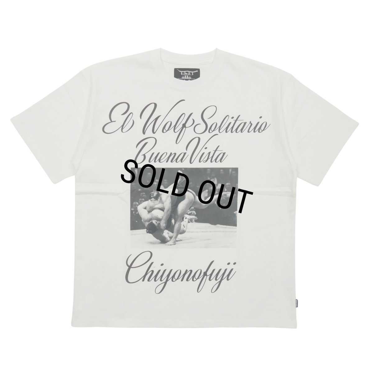 画像1: BUENA VISTA/El wolf solitario tee tres（×千代の富士）（WHITE）［プリントT-26春夏］ (1)