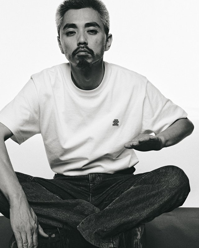 BlackEyePatch/SMALL OG LABEL TEE（WHITE） - JONAS