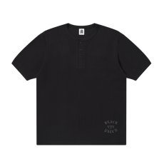 画像1: BlackEyePatch/OE COLLEGE HENLEY TEE （BLACK） (1)