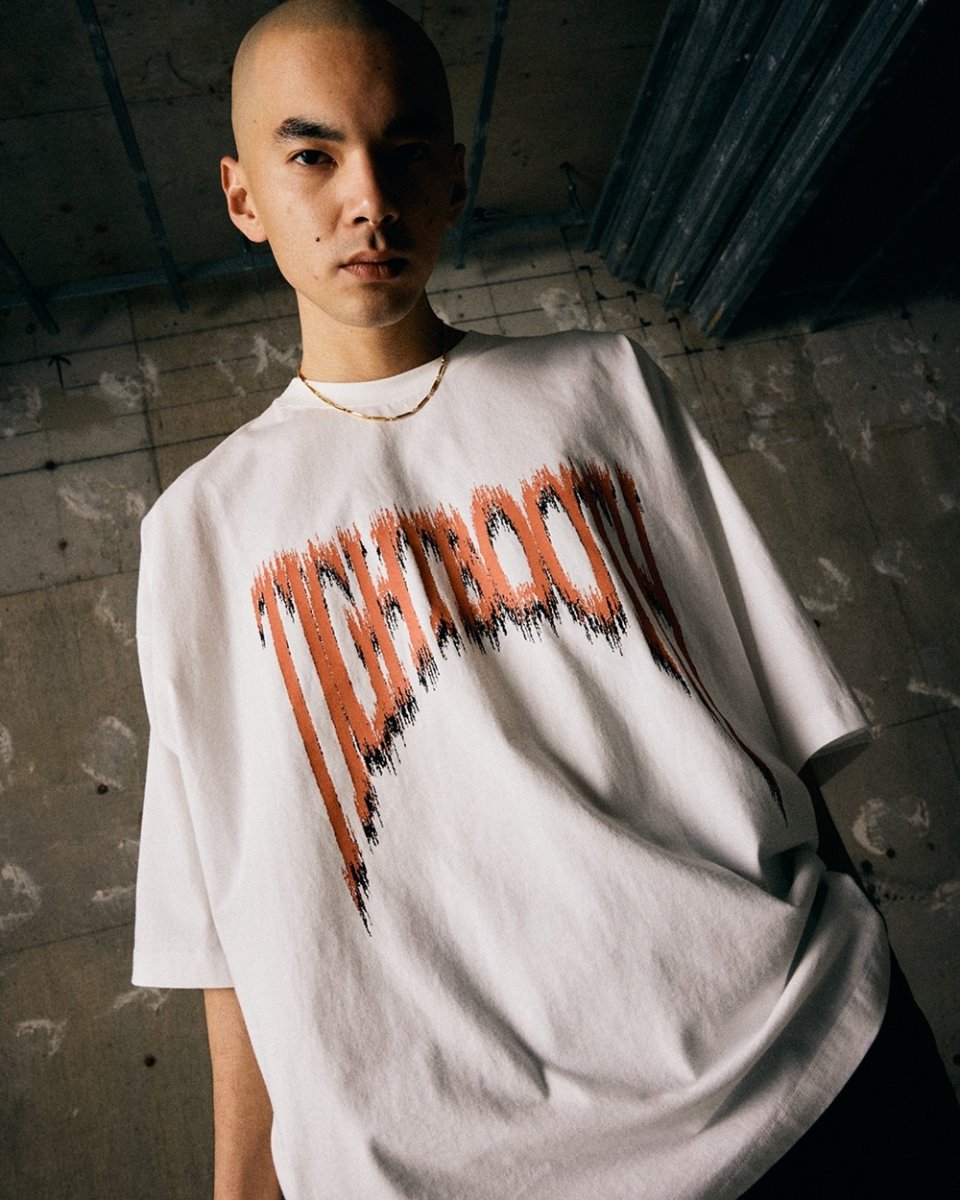 画像2: TIGHTBOOTH/JAGGED LOGO S/S T-SHIRT（Black）［ジャッジドロゴT-26夏］ (2)