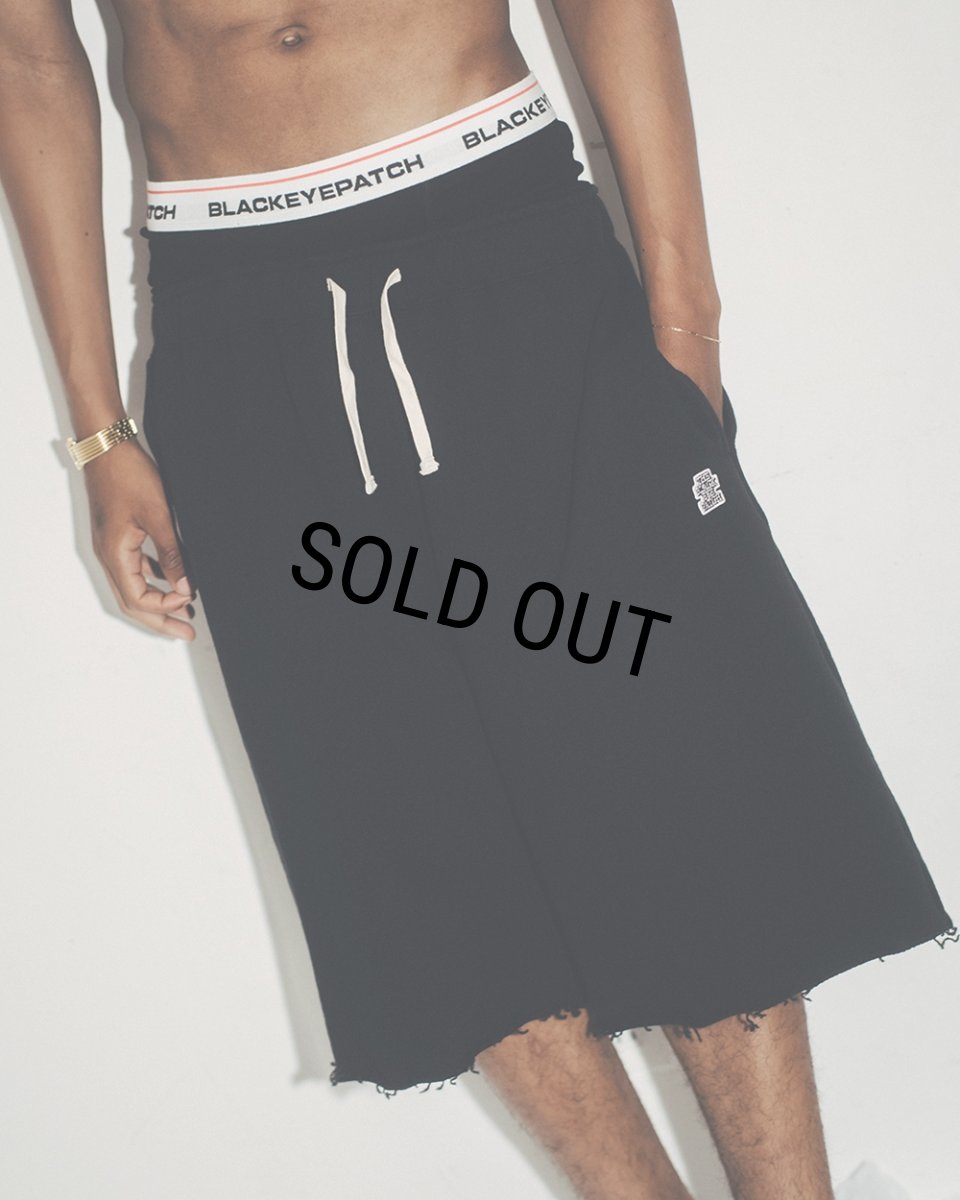 画像3: BlackEyePatch/SMALL OG CUT OFF SWEAT SHORTS（BLACK） (3)