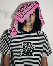 画像3: BlackEyePatch/OG LABEL PATCHED STRIPE HEAVYWEIGHT TEE（WHITE/BLACK） (3)