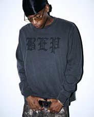 画像3: BlackEyePatch/RHINESTONED 3 LETTER OE HEAVYWEIGHT L/S TEE（WASHED BLACK） (3)