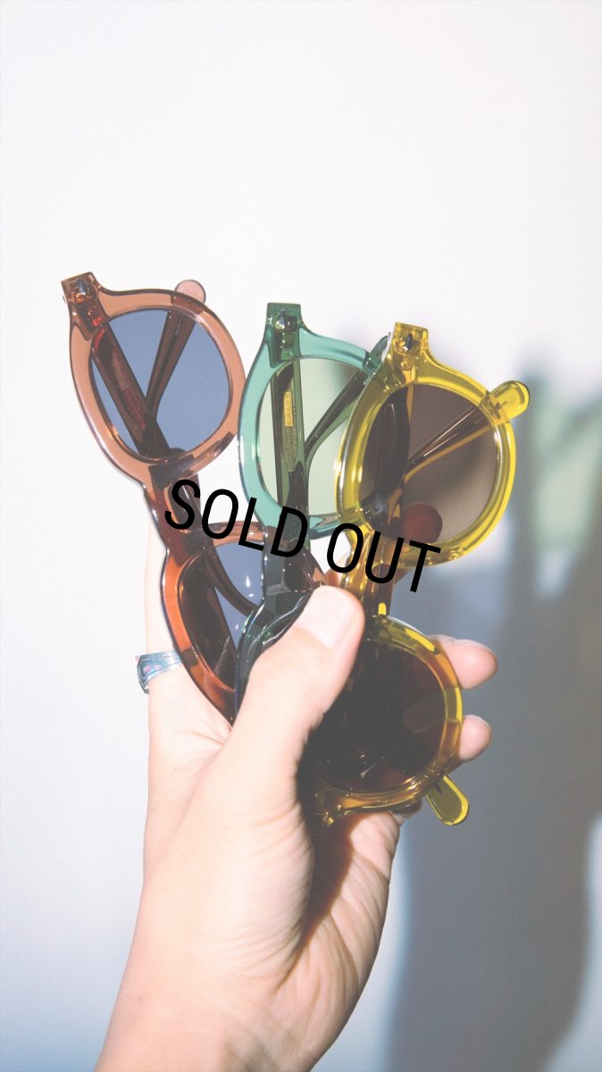 画像4: CALEE/B/W TYPE WIDE RIM GLASSES ＜BEER COLOR＞（GREEN/KHAKI）［サングラス-26秋冬］ (4)