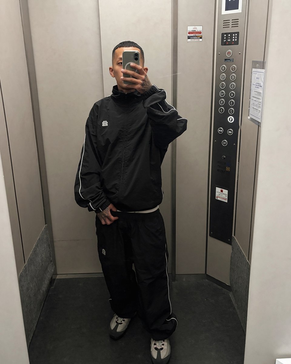 画像3: BlackEyePatch/SMALL OG NYLON TRACK PANTS（BLACK） (3)