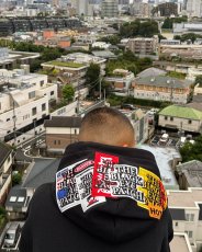 画像3: BlackEyePatch/ASSORTED LABELS EMBROIDERED HOODIE（BLACK） (3)