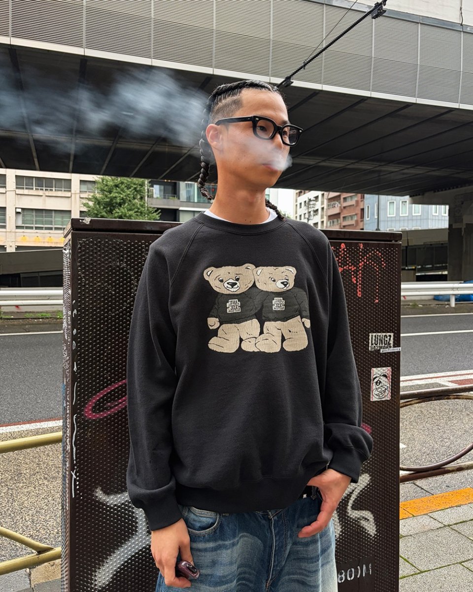 画像3: BlackEyePatch/OG BEARS RAGLAN CREW SWEAT（BLACK） (3)