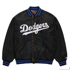 画像1: WACKO MARIA/MLB / REVERSIBLE VARSITY JACKET（BLACK/BEIGE）［リバーシブルヴァーシティJKT-26秋冬］ (1)