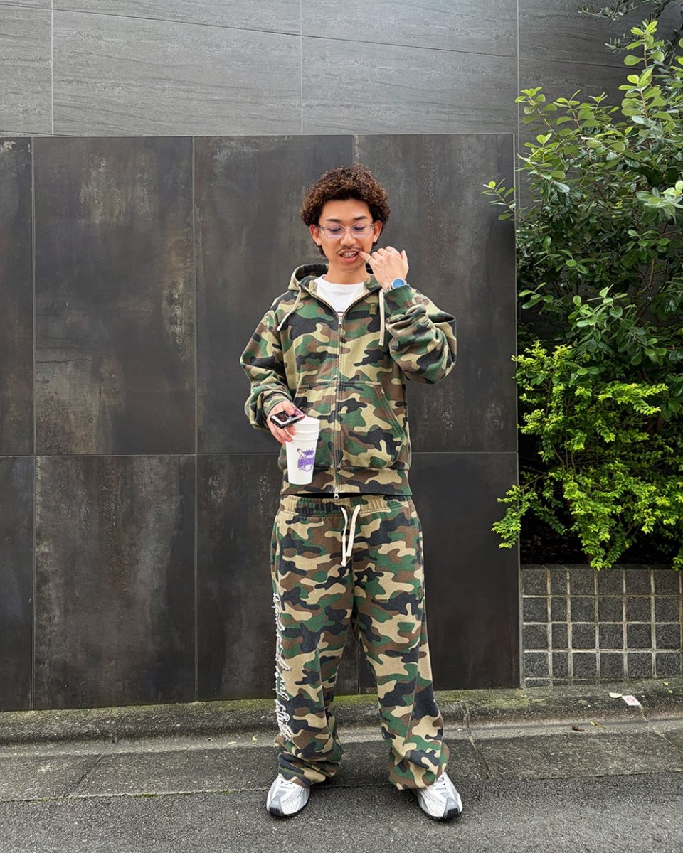 画像4: BlackEyePatch/HWC WASHED CAMO ZIP HOODIE（WOODLAND CAMO） (4)