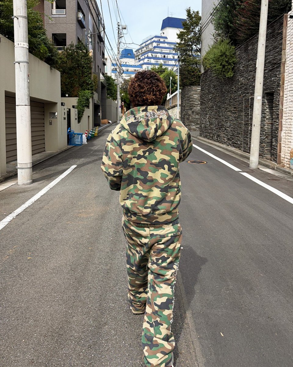 画像3: BlackEyePatch/HWC WASHED CAMO ZIP HOODIE（WOODLAND CAMO） (3)