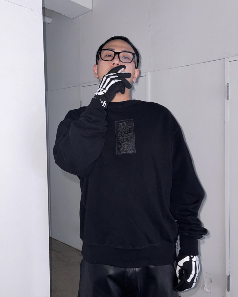 画像3: BlackEyePatch/HWC LEATHER PATCH CREW SWEAT(BLACK)