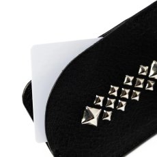 画像3: CALEE/STUDS LEATHER CARD CASE ＜Magsafe＞（BLACK）［スタッズレザーカードケース-26秋冬］ (3)