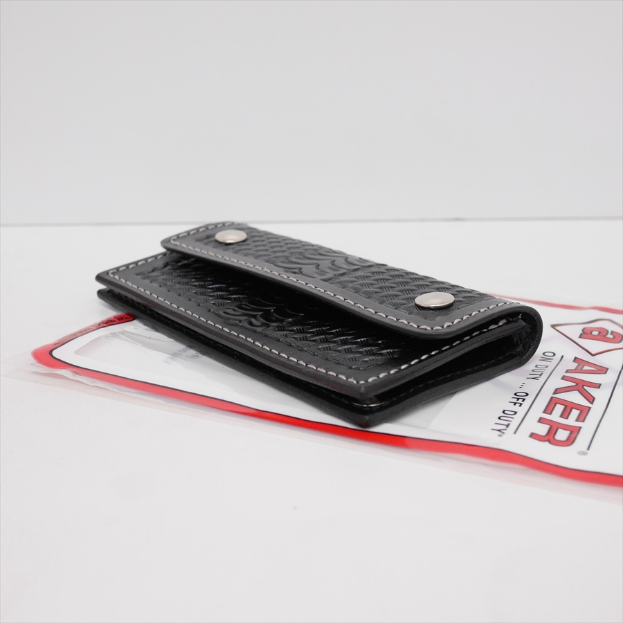 トラッカーウォレット NEWスタッズパターン　 赤✖️黒 トラッカーウォレット NEWスタッズパターン 赤✖️黒 Christian