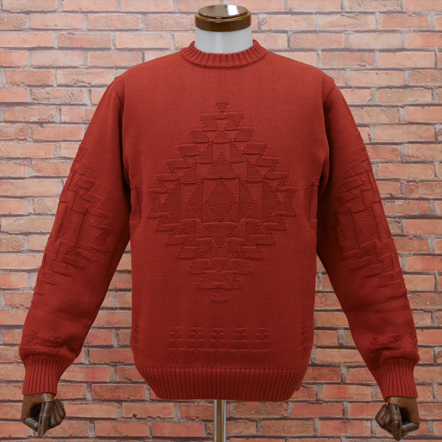 crew neck knitted sweater