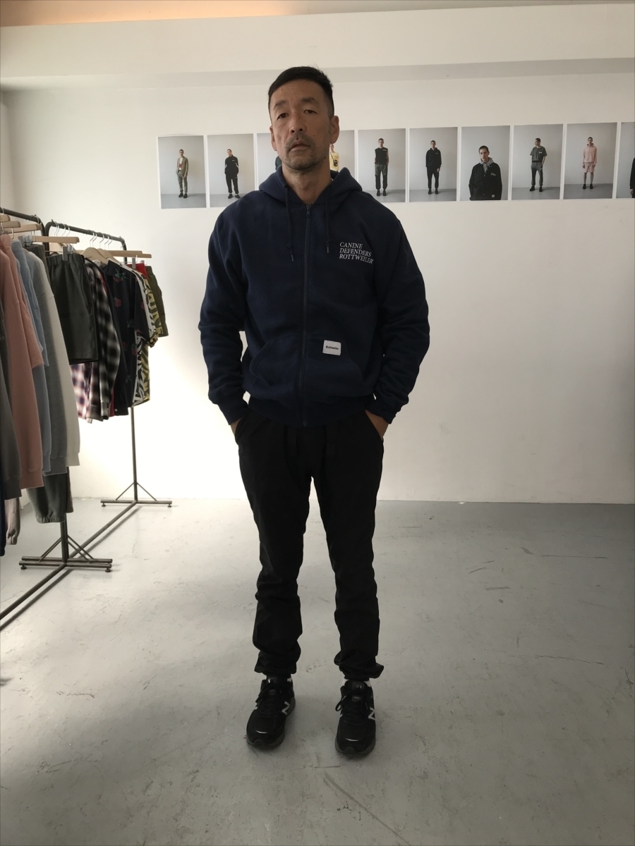 新品タグ付き Rottweiller ロットワイラー フォトパーカー Berita Poldakaltim Com