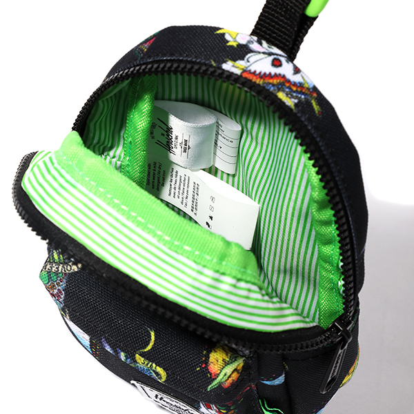CHALLENGER/HERITAGE CASE（Herschel Supply x CHALLENGER x LOVE EAR 