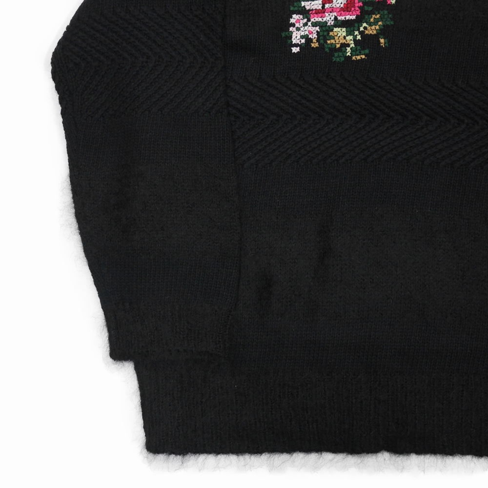 DAIRIKU/Flower Cross Embroidery Border Knit（ブラック）［フラワー 