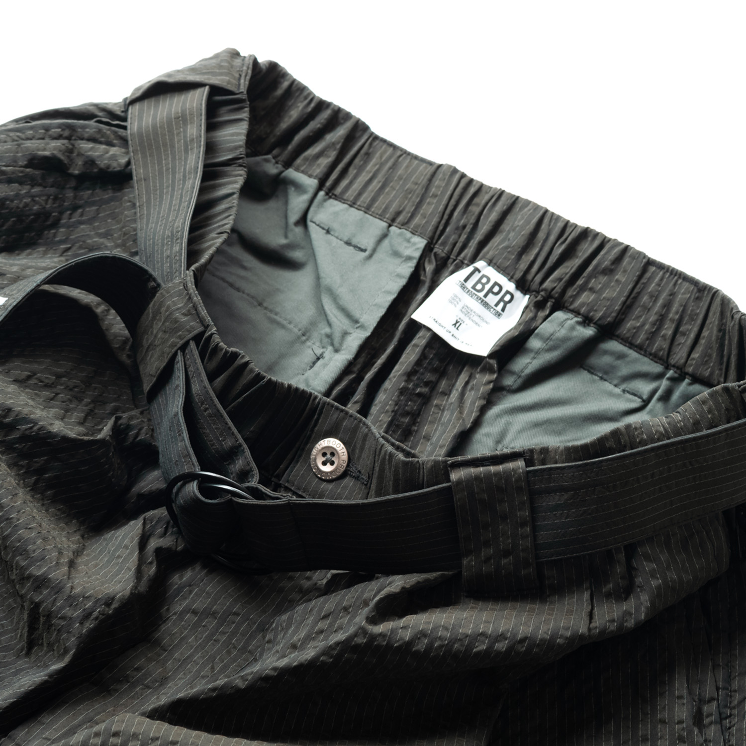TIGHTBOOTH/SUCKER STRIPE BAGGY SLACKS（ブラック）［サッカーストライプバギースラックス-22春夏］ - JONAS