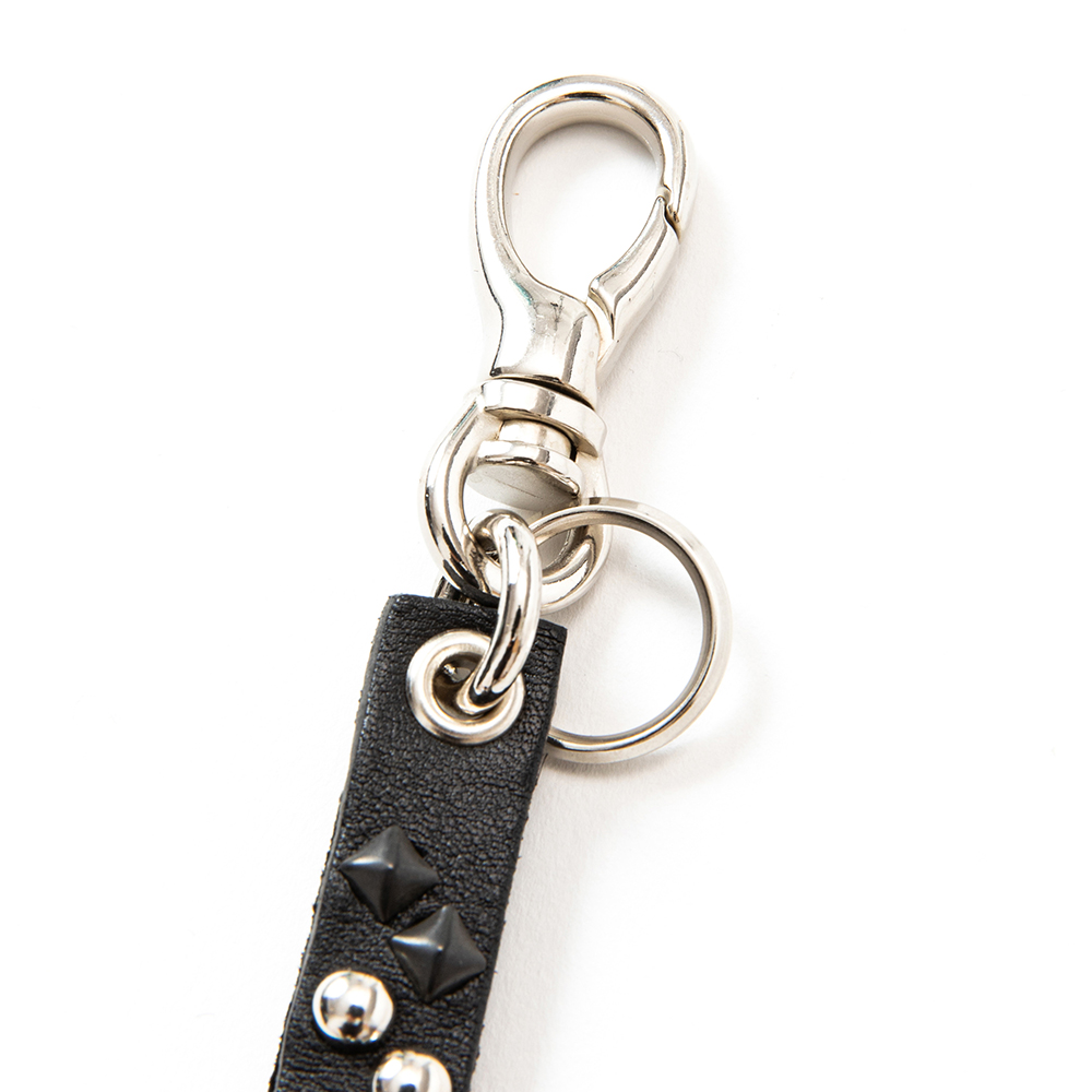 CALEE/Round & Pyramid studs leather key ring（Black）［スタッズ