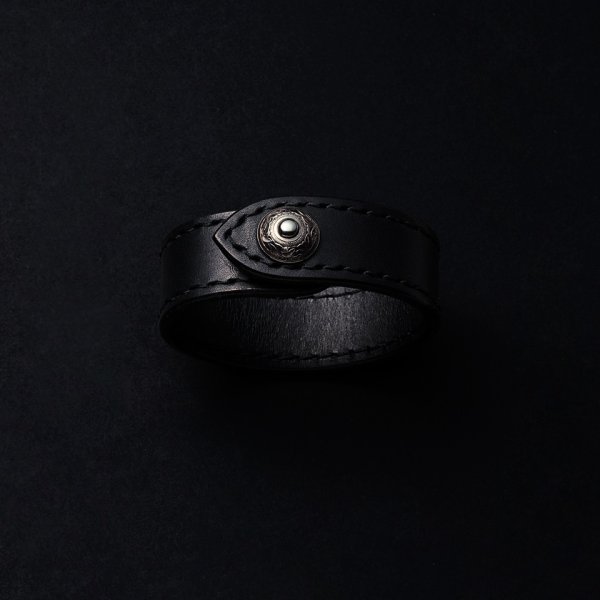 画像1: ANTIDOTE BUYERS CLUB/Leather Wristband（Black） (1)