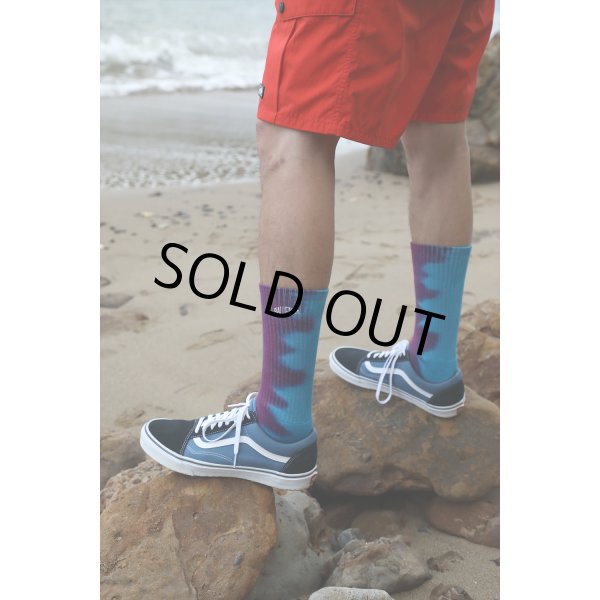 画像2: CHALLENGER/FLAME TIE DYE SOCKS（BLUE/PURPLE）［フレイムタイダイソックス-23春夏］ (2)